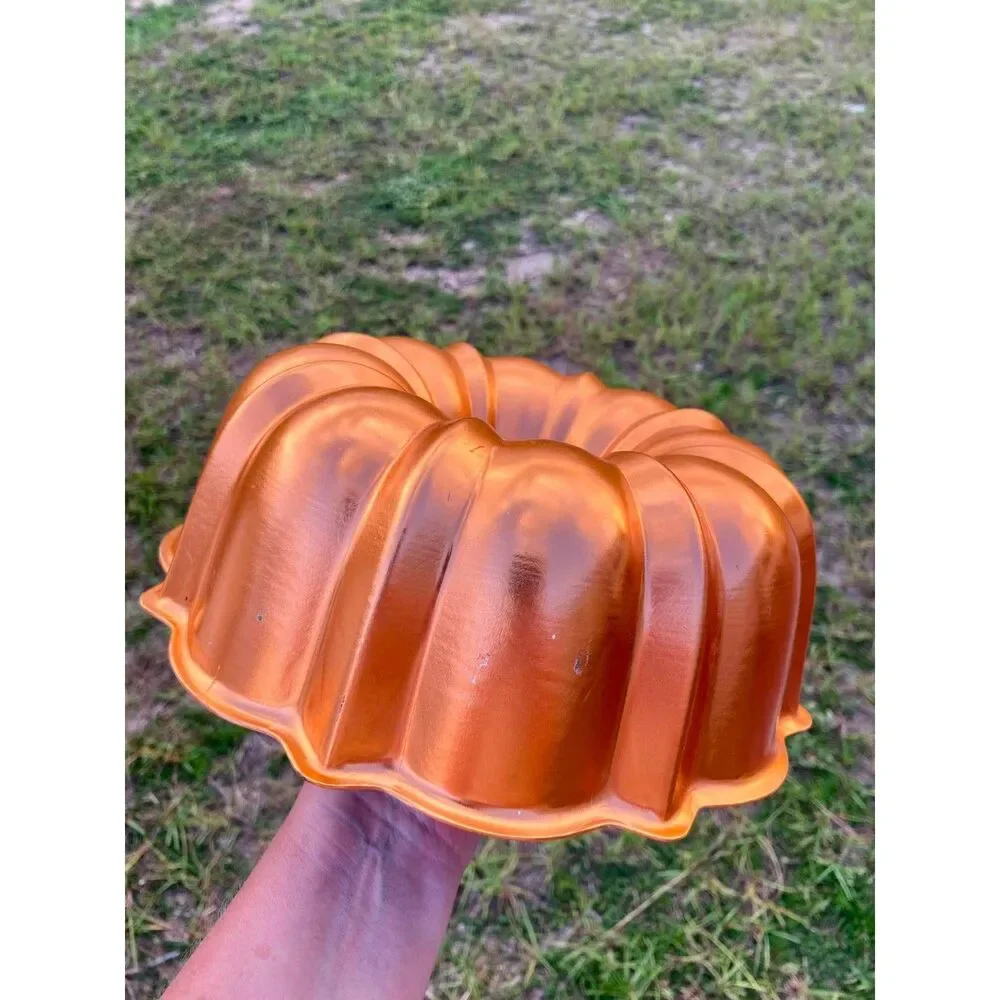 Vintage Aluminum Copper Bundt Pan/Jello Mold